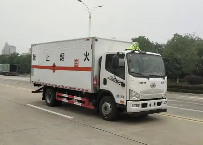万州爆破器材运输车可以上高速吗?